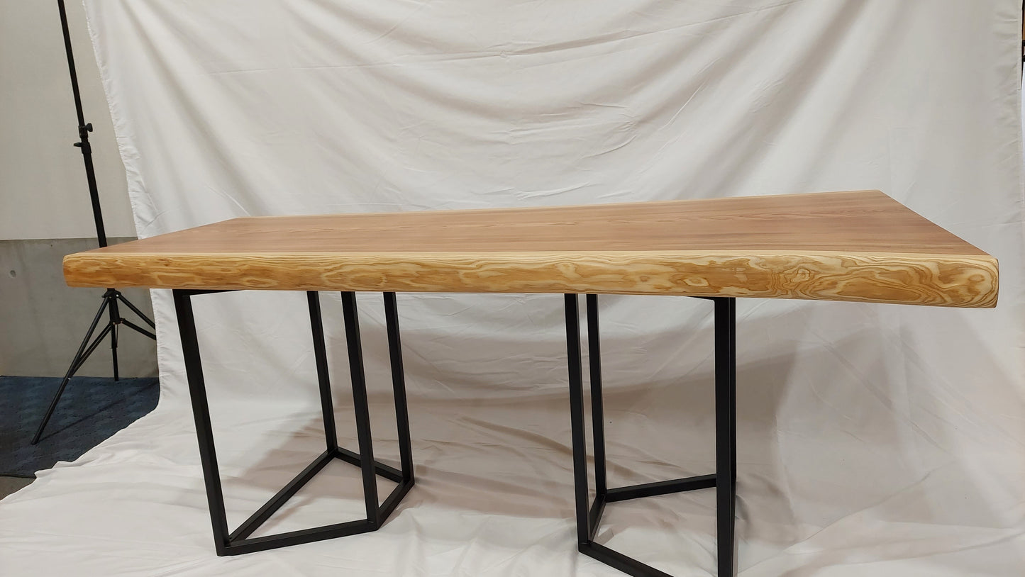 A0011 高知産杉無垢一枚板 テーブル天板 1,840mm×940～690mm×70mm