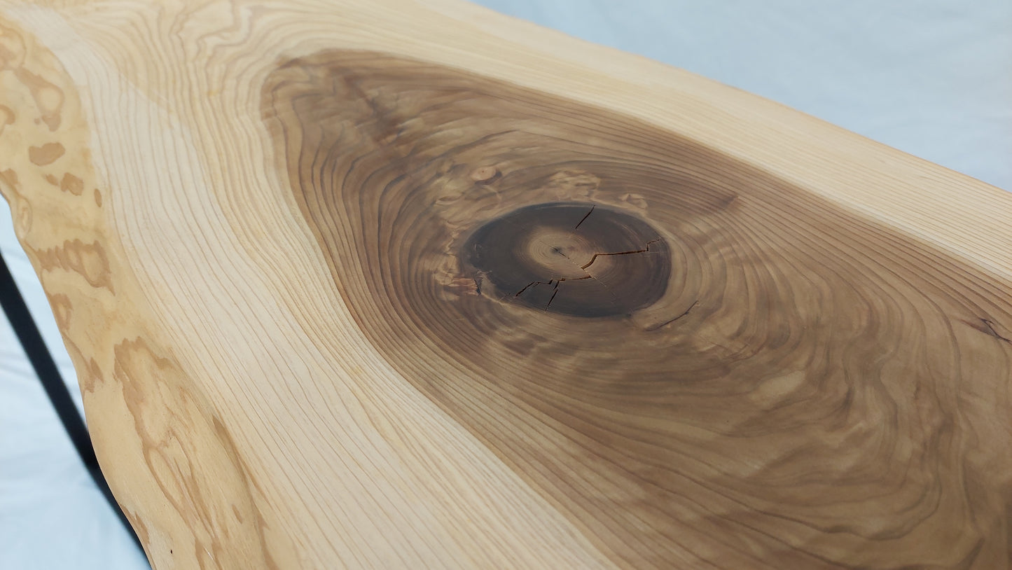 C0015　杉　無垢一枚板テーブル天板　1,880mm × 310～410mm × 40mm